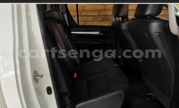 Acheter Occasion Voiture Toyota Hilux Blanc à Ezulwini, Hhohho Acheter Occasion Voiture Toyota Hilux Blanc à Ezulwini, Hhohho