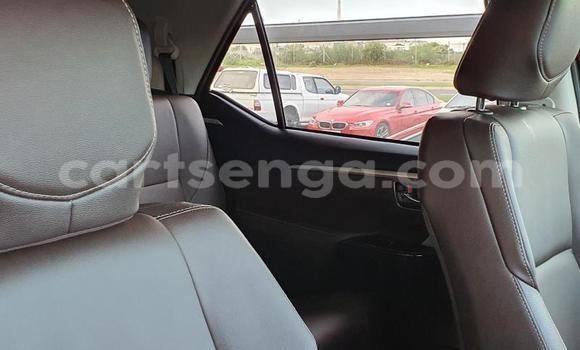 Acheter Occasion Voiture Toyota Fortuner Blanc à Ezulwini, Hhohho Acheter Occasion Voiture Toyota Fortuner Blanc à Ezulwini, Hhohho
