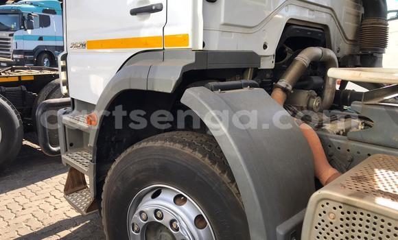 Acheter Occasion Utilitaire Mercedes‒Benz 2628 Blanc à Bulembu, Hhohho Acheter Occasion Utilitaire Mercedes‒Benz 2628 Blanc à Bulembu, Hhohho