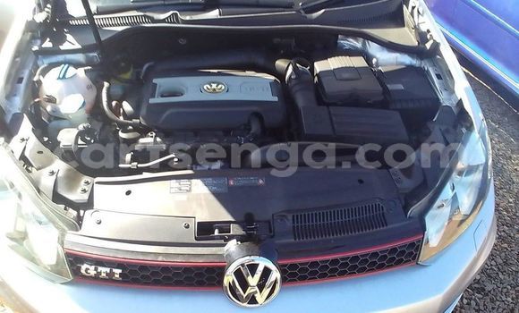 Nunua Ilio tumika Volkswagen Golf Silver Gari ndani ya Bhunya nchini Manzini Nunua Ilio tumika Volkswagen Golf Silver Gari ndani ya Bhunya nchini Manzini