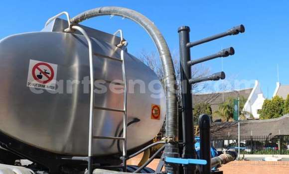 Buy Used Mercedes‒Benz 2628 Silver Truck in Ezulwini in Hhohho Buy Used Mercedes‒Benz 2628 Silver Truck in Ezulwini in Hhohho