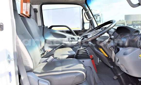 Acheter Occasion Utilitaire Hino 300 Series Blanc à Manzini, Manzini Acheter Occasion Utilitaire Hino 300 Series Blanc à Manzini, Manzini