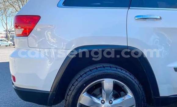 Buy Used Jeep Grand Cherokee White Car in Mbabane in Manzini Buy Used Jeep Grand Cherokee White Car in Mbabane in Manzini