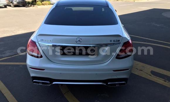 Buy Used Mercedes‒Benz E-klasse AMG White Car in Ezulwini in Hhohho Buy Used Mercedes‒Benz E-klasse AMG White Car in Ezulwini in Hhohho