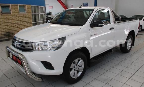 Buy Used Toyota Hilux White Car in Manzini in Manzini Buy Used Toyota Hilux White Car in Manzini in Manzini