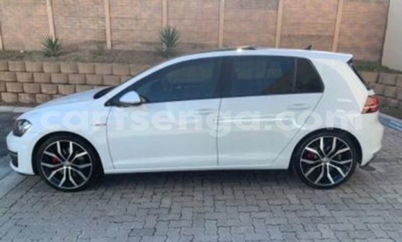 Acheter Occasion Voiture Volkswagen Golf Plus Blanc à Manzini, Manzini Acheter Occasion Voiture Volkswagen Golf Plus Blanc à Manzini, Manzini