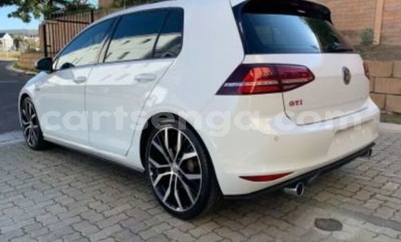 Acheter Occasion Voiture Volkswagen Golf Plus Blanc à Manzini, Manzini Acheter Occasion Voiture Volkswagen Golf Plus Blanc à Manzini, Manzini