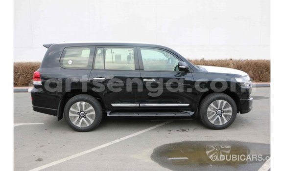 Acheter Import Voiture Toyota Land Cruiser Noir à Import - Dubai, Hhohho Acheter Import Voiture Toyota Land Cruiser Noir à Import - Dubai, Hhohho