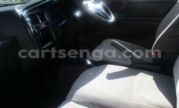 Buy Used Hyundai H1 White Car in Nhlangano in Shiselweni District Buy Used Hyundai H1 White Car in Nhlangano in Shiselweni District