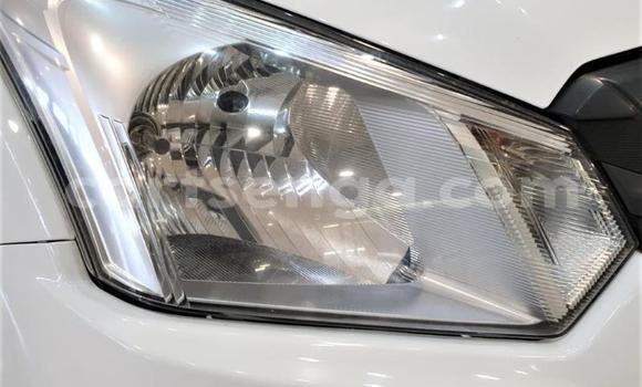 Nunua Ilio tumika Isuzu KB White Gari ndani ya Manzini nchini Manzini Nunua Ilio tumika Isuzu KB White Gari ndani ya Manzini nchini Manzini