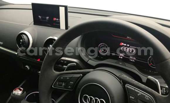 Acheter Occasion Voiture Audi RS3 Gris à Manzini, Manzini Acheter Occasion Voiture Audi RS3 Gris à Manzini, Manzini