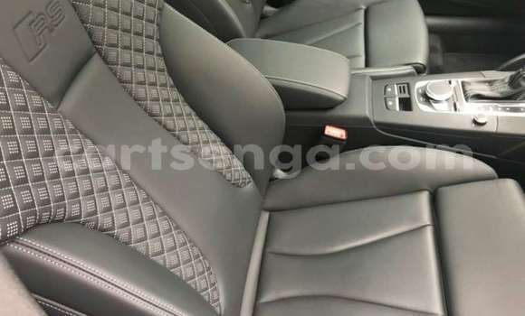 Acheter Occasion Voiture Audi RS3 Gris à Manzini, Manzini Acheter Occasion Voiture Audi RS3 Gris à Manzini, Manzini