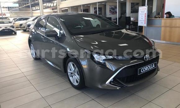 Nunua Ilio tumika Toyota Corolla Silver Gari ndani ya Manzini nchini Manzini Nunua Ilio tumika Toyota Corolla Silver Gari ndani ya Manzini nchini Manzini