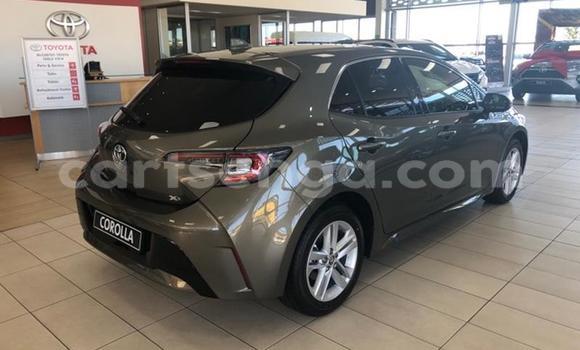 Nunua Ilio tumika Toyota Corolla Silver Gari ndani ya Manzini nchini Manzini Nunua Ilio tumika Toyota Corolla Silver Gari ndani ya Manzini nchini Manzini