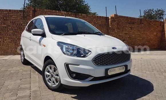 Nunua Ilio tumika Ford Edge White Gari ndani ya Manzini nchini Manzini Nunua Ilio tumika Ford Edge White Gari ndani ya Manzini nchini Manzini