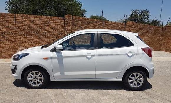 Nunua Ilio tumika Ford Edge White Gari ndani ya Manzini nchini Manzini Nunua Ilio tumika Ford Edge White Gari ndani ya Manzini nchini Manzini