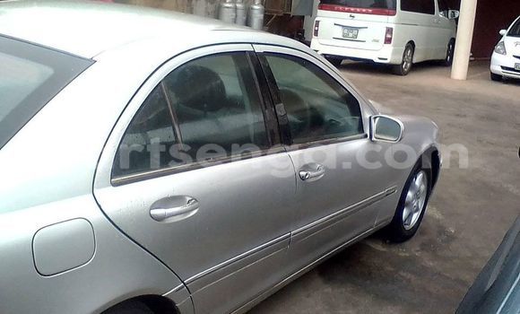 Nunua Ilio tumika Mercedes‒Benz C–Class Silver Gari ndani ya Manzini nchini Manzini Nunua Ilio tumika Mercedes‒Benz C–Class Silver Gari ndani ya Manzini nchini Manzini
