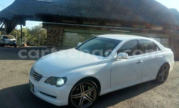 Nunua Ilio tumika Toyota Mark II White Gari ndani ya Manzini nchini Manzini