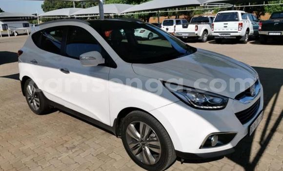 Buy Used Hyundai ix35 White Car in Manzini in Manzini Buy Used Hyundai ix35 White Car in Manzini in Manzini