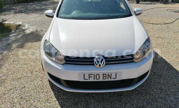 Buy Used Volkswagen Golf White Car in Bulembu in Hhohho