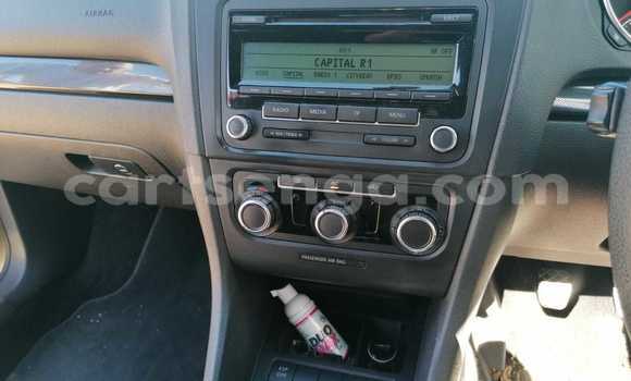 Buy Used Volkswagen Golf White Car in Bulembu in Hhohho Buy Used Volkswagen Golf White Car in Bulembu in Hhohho