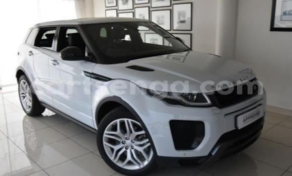 Nunua Ilio tumika Land Rover Range Rover White Gari ndani ya Manzini nchini Manzini Nunua Ilio tumika Land Rover Range Rover White Gari ndani ya Manzini nchini Manzini