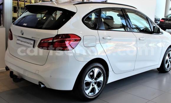 Acheter Occasion Voiture BMW 2er Active Tourer Blanc à Import - Dubai, Hhohho Acheter Occasion Voiture BMW 2er Active Tourer Blanc à Import - Dubai, Hhohho