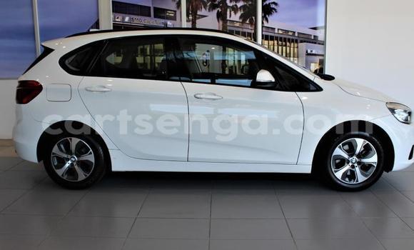 Acheter Occasion Voiture BMW 2er Active Tourer Blanc à Import - Dubai, Hhohho Acheter Occasion Voiture BMW 2er Active Tourer Blanc à Import - Dubai, Hhohho