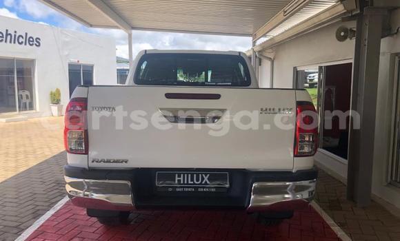 Buy Used Toyota Hilux White Car in Manzini in Manzini Buy Used Toyota Hilux White Car in Manzini in Manzini