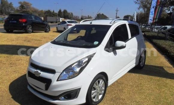 Nunua Ilio tumika Chevrolet Spark White Gari ndani ya Manzini nchini Manzini Nunua Ilio tumika Chevrolet Spark White Gari ndani ya Manzini nchini Manzini