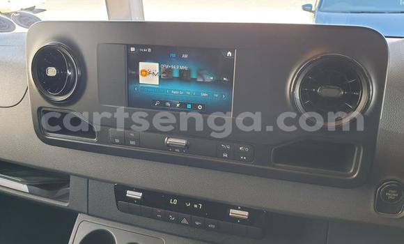 Nunua Ilio tumika Mercedes‒Benz Esprit White Gari ndani ya Big Bend nchini Lubombo Nunua Ilio tumika Mercedes‒Benz Esprit White Gari ndani ya Big Bend nchini Lubombo