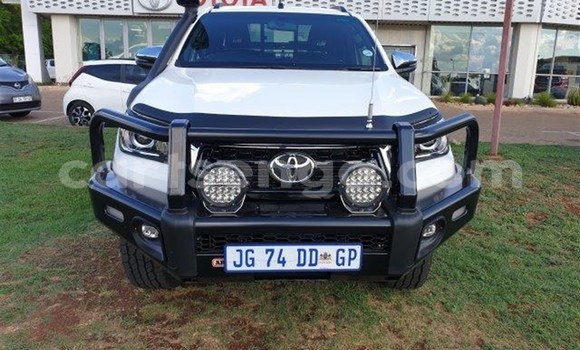 Buy Used Toyota Hilux White Car in Big Bend in Lubombo District Buy Used Toyota Hilux White Car in Big Bend in Lubombo District