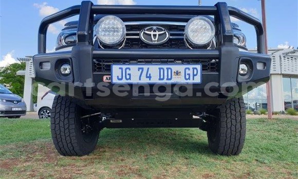 Buy Used Toyota Hilux White Car in Big Bend in Lubombo District Buy Used Toyota Hilux White Car in Big Bend in Lubombo District