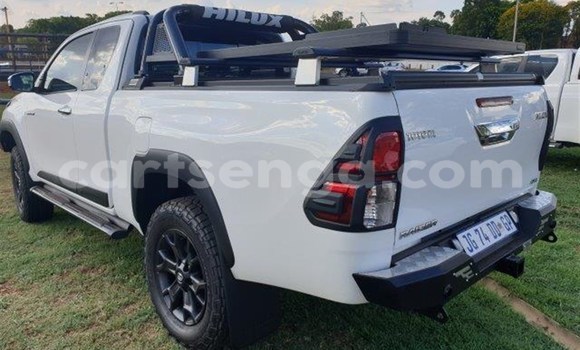 Buy Used Toyota Hilux White Car in Big Bend in Lubombo District Buy Used Toyota Hilux White Car in Big Bend in Lubombo District
