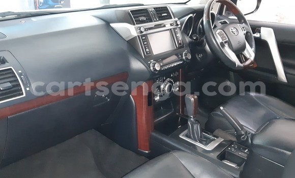 Nunua Ilio tumika Toyota Prado White Gari ndani ya Big Bend nchini Lubombo Nunua Ilio tumika Toyota Prado White Gari ndani ya Big Bend nchini Lubombo