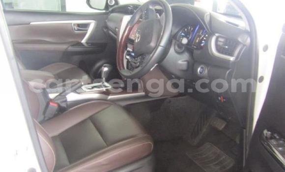 Buy Used Toyota Fortuner White Car in Import - Dubai in Hhohho Buy Used Toyota Fortuner White Car in Import - Dubai in Hhohho