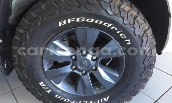 Buy Used Toyota Hilux White Car in Import - Dubai in Hhohho Buy Used Toyota Hilux White Car in Import - Dubai in Hhohho