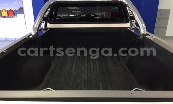 Buy Used Toyota Hilux White Car in Import - Dubai in Hhohho Buy Used Toyota Hilux White Car in Import - Dubai in Hhohho