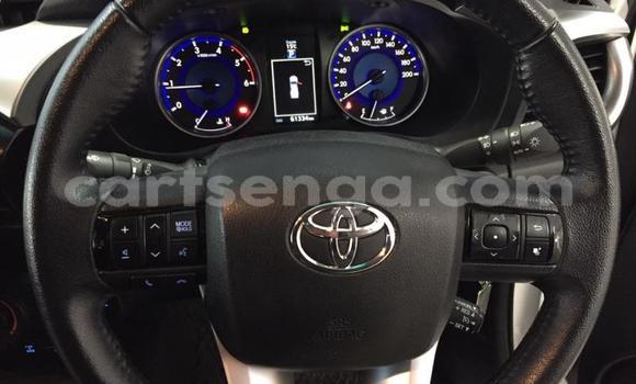 Buy Used Toyota Hilux White Car in Import - Dubai in Hhohho Buy Used Toyota Hilux White Car in Import - Dubai in Hhohho