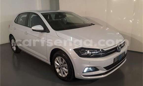 Nunua Ilio tumika Volkswagen Polo White Gari ndani ya Manzini nchini Manzini Nunua Ilio tumika Volkswagen Polo White Gari ndani ya Manzini nchini Manzini