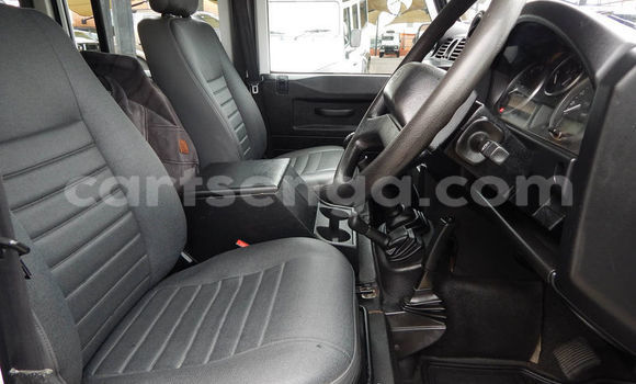 Nunua Ilio tumika Land Rover Defender White Gari ndani ya Big Bend nchini Lubombo Nunua Ilio tumika Land Rover Defender White Gari ndani ya Big Bend nchini Lubombo