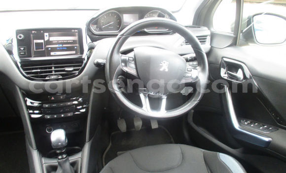 Nunua Ilio tumika Peugeot 208 White Gari ndani ya Big Bend nchini Lubombo Nunua Ilio tumika Peugeot 208 White Gari ndani ya Big Bend nchini Lubombo