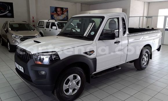 Nunua Ilio tumika Mahindra Bolero White Gari ndani ya Big Bend nchini Lubombo Nunua Ilio tumika Mahindra Bolero White Gari ndani ya Big Bend nchini Lubombo