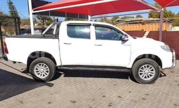 Acheter Occasion Voiture Toyota Hilux Blanc à Manzini, Manzini Acheter Occasion Voiture Toyota Hilux Blanc à Manzini, Manzini