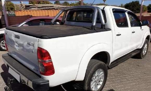 Acheter Occasion Voiture Toyota Hilux Blanc à Manzini, Manzini Acheter Occasion Voiture Toyota Hilux Blanc à Manzini, Manzini