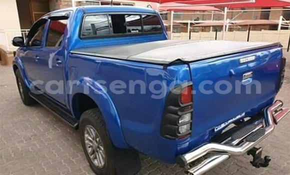 Buy Used Toyota Hilux Blue Car in Matsapha in Manzini Buy Used Toyota Hilux Blue Car in Matsapha in Manzini