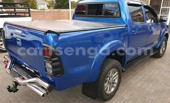 Buy Used Toyota Hilux Blue Car in Matsapha in Manzini Buy Used Toyota Hilux Blue Car in Matsapha in Manzini