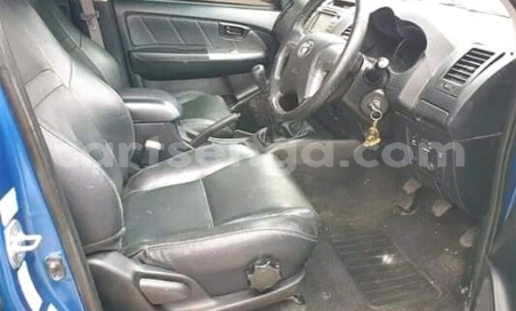 Buy Used Toyota Hilux Blue Car in Matsapha in Manzini Buy Used Toyota Hilux Blue Car in Matsapha in Manzini