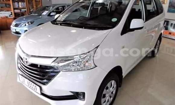 Buy Used Toyota Avanza White Car in Manzini in Manzini Buy Used Toyota Avanza White Car in Manzini in Manzini