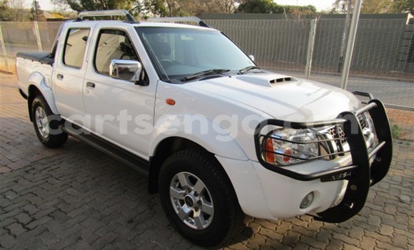 Nunua Ilio tumika Nissan NP 300 White Gari ndani ya Big Bend nchini Lubombo Nunua Ilio tumika Nissan NP 300 White Gari ndani ya Big Bend nchini Lubombo